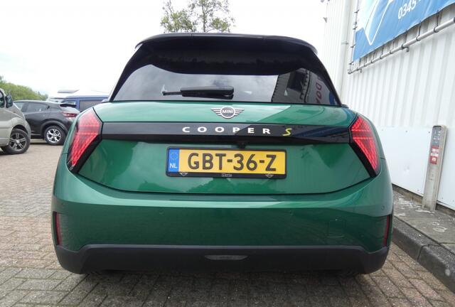 Mini COOPER S COOPER SE FAVOURED M 54.2KWH,Pano,Led,Navi,Camera