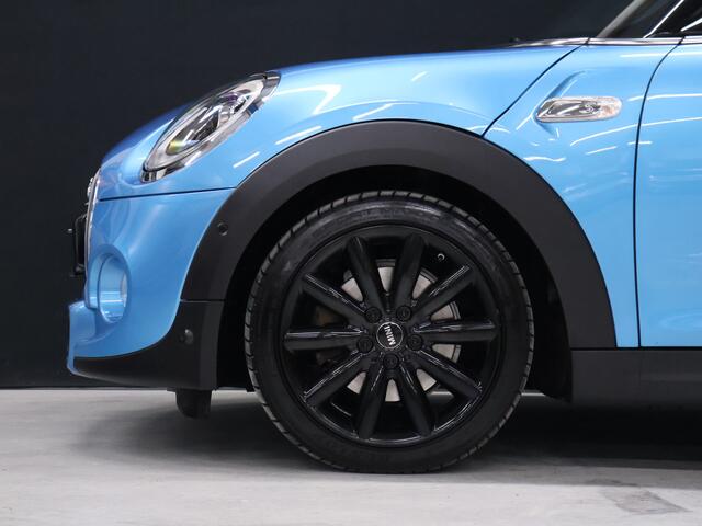 Mini COOPER S Mini Cabrio 2.0 Chili Serious Business [HARMAN/KARDON, HEAD-UP, SFEERVERLICHTING, STOELVERWARMING, CAMERA, PDC V+A, VOL LEDER, CRUISE, BLUETOOTH, CLIMATE, NIEUWSTAAT]