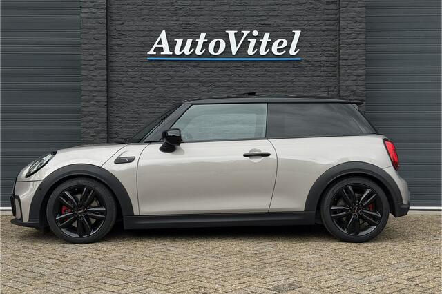 Mini COOPER S 3-Deurs 2.0 | JCW-Pakket | Full Option | Pano | Verlaagd | JCW Pro-Uitlaat | PPF