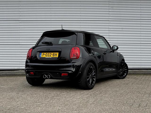 Mini COOPER S 2.0 Chili | Facelift | Panodak | JCW | LED | Black Pack | 17 i