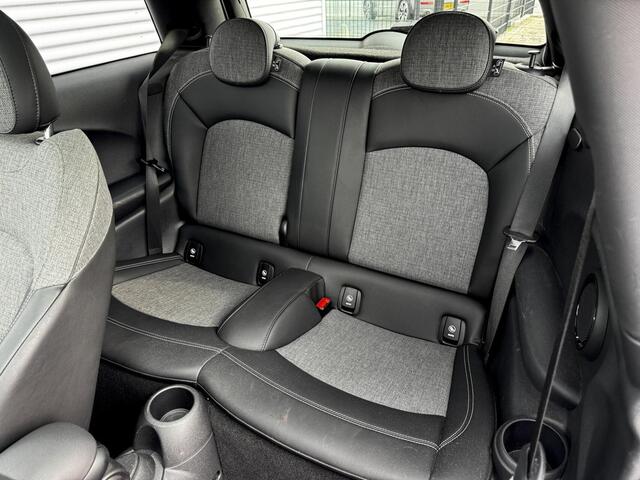 Mini COOPER S 2.0 Chili | Facelift | Panodak | JCW | LED | Black Pack | 17 i