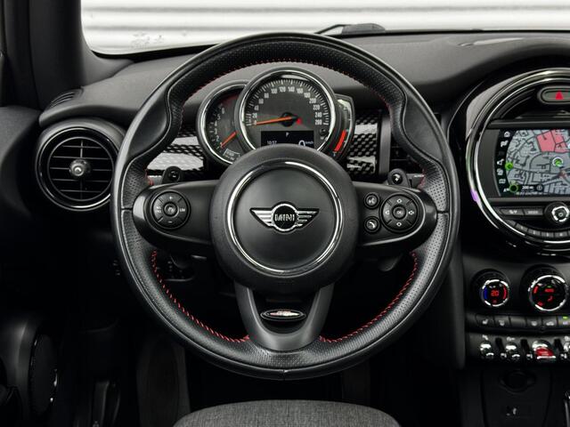 Mini COOPER S 2.0 Chili | Facelift | Panodak | JCW | LED | Black Pack | 17 i