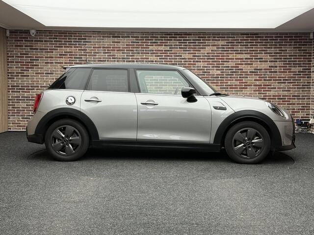 Mini COOPER S 2.0 Essential Garantie tot 11-2027 | Dealer | Camera | Stoelverwarming