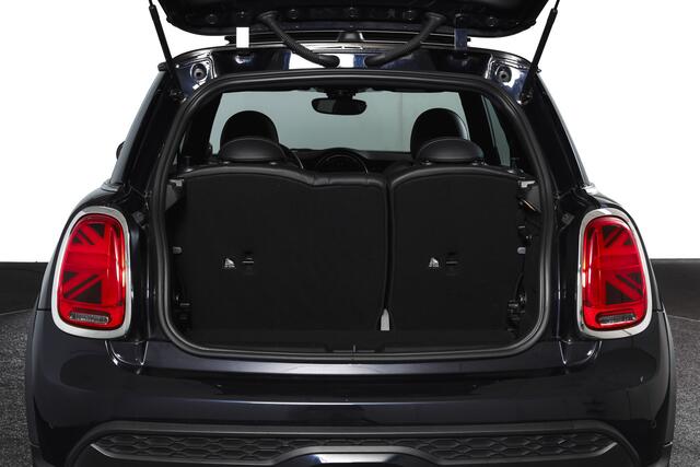 Mini COOPER S 3-Deurs 2.0 | S/K-Panodak | Dig. Cockpit | Stoelverw. | PDC | Camera | NAV + App. Connect | ECC | Harman Kardon | LM 18" |