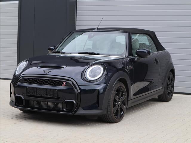 Mini COOPER S Cabrio | H/K | 17inch | Active Cruise | Leer!
