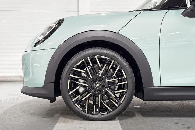 Mini COOPER S 3-deurs | Panoramadak | Harman\Kardon| Pakket XL | Stuurwielverwarming |