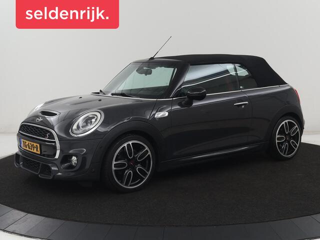 Mini COOPER S Cabrio 2.0 Chili Serious Business | Leder/alcantara | Harman/Kardon | Stoelverwarming | Head-up | Navigatie | Bluetooth | Sfeerverlichting | Park assist