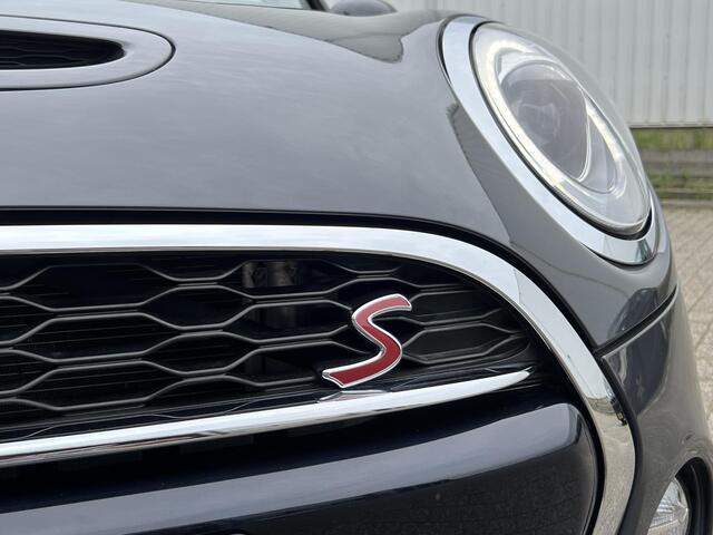 Mini COOPER S Cabrio 2.0 Chili Serious Business | Leder/Cruise Adaptief/Keyless
