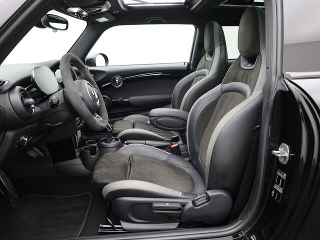 Mini COOPER S 3-Deurs 2.0 Hammersmith | Pano | Keyless | Camera | Harman/Kardon | JCW | Prijs Rijklaar !!