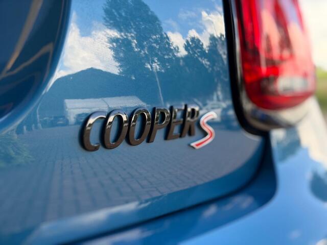 Mini COOPER S 5-Deurs 2.0 R. GT