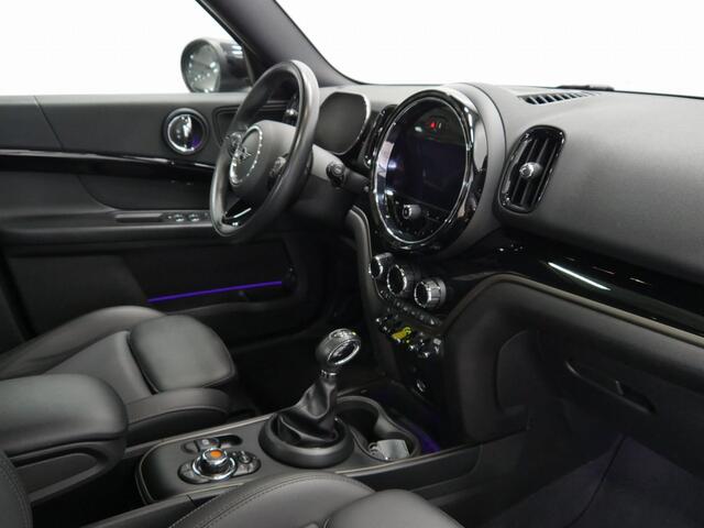Mini COUNTRYMAN Cooper S E ALL4 Hybride | Panorama | Leder | 18" | Stoelverwarming