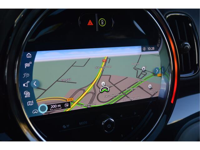 Mini COUNTRYMAN Cooper SE ALL4 Automaat / Panoramadak / Achteruitrijcamera / Active Cruise Control / Comfort Access / Adaptieve LED / Head-Up / Park Assistant