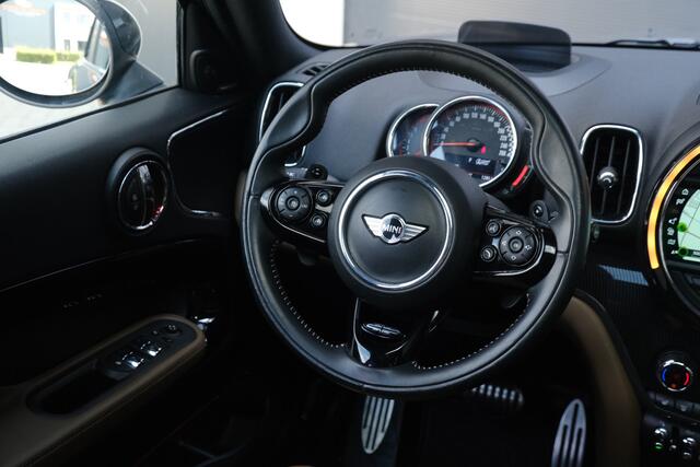 Mini COUNTRYMAN Mini 2.0 John Cooper Works ALL4 Chili Panodak HUD Unionjack Camera Adaptieve Cruise Keyless DAB