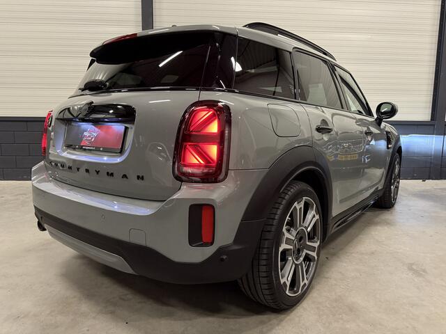 Mini COUNTRYMAN 2.0 Cooper SE ALL4 Yours CHESTER-MALT BROWN LEER/MOONWALK-GREY/PANO/HEAD-UP/VIRTUAL/KEYLESS/CAMERA/CARPLAY/19"/BLACK-OPTIC/PRIVACY/UNION-FLAG A.LICHTEN/ABSOLUTE NIEUWSTAAT