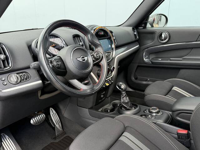 Mini COUNTRYMAN Mini 2.0 Cooper S E ALL4 Chili Schuifdak.