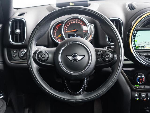 Mini COUNTRYMAN Cooper Aut. Chili + Panoramadak + Stoelverwarming