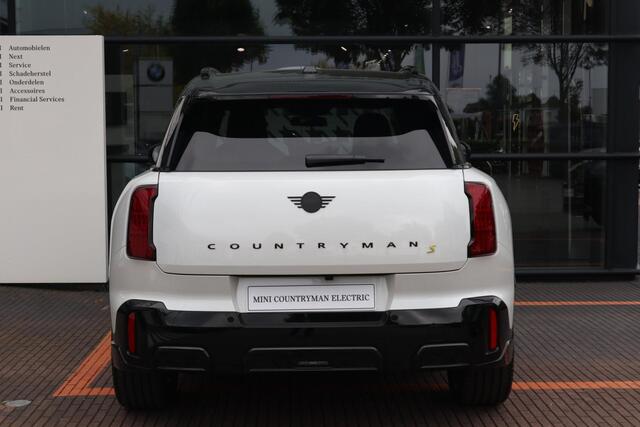 Mini COUNTRYMAN SE ALL4 | John Cooper Works Trim + Package L