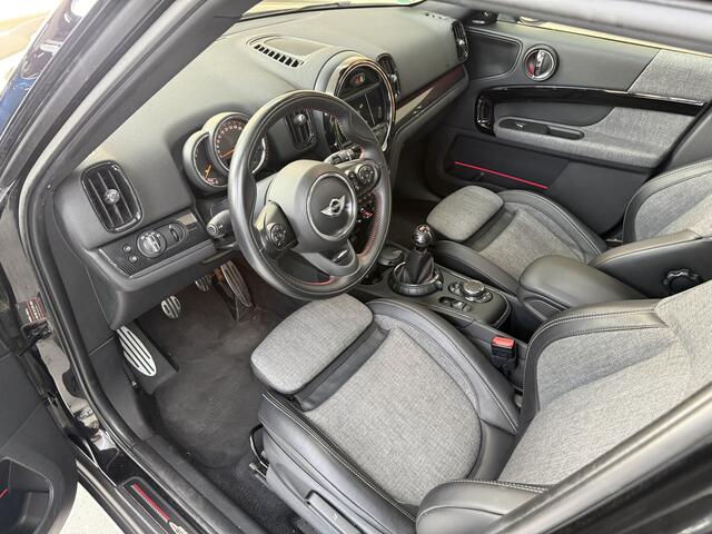 Mini COUNTRYMAN Mini 2.0 Cooper S, 192Pk, 2017, Panoramadak, Sportstoelen, Stoelverwarming, Cruise control, Climate control, Sfeerverlichting, Navigatie, 4 seizoenenbanden