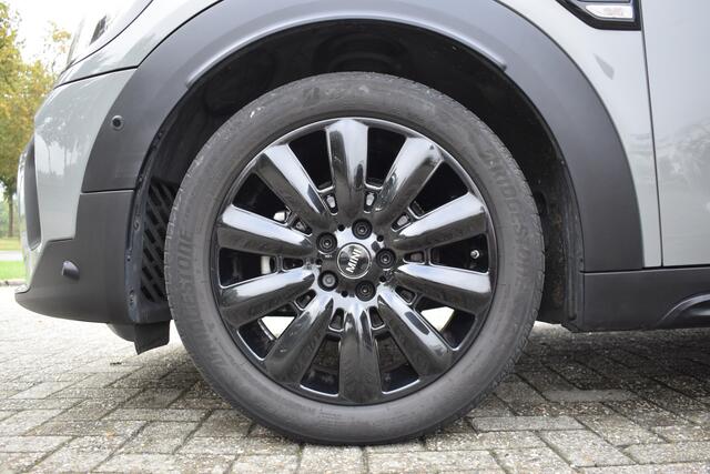 Mini COUNTRYMAN 1.5 One Business Edition Automaat / Parkeerhulp / Keyless / Trekhaak / Harman Kardon / 18'' LM / LED