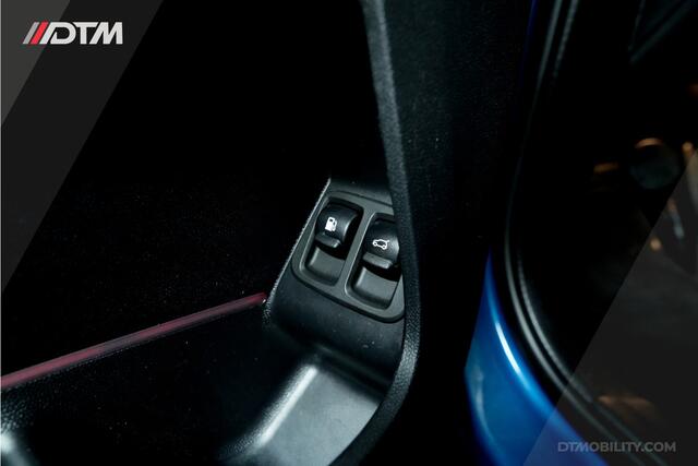 Mini COUNTRYMAN Mini 2.0 Cooper SE ALL4 | Pano | Head-UP | Sfeer