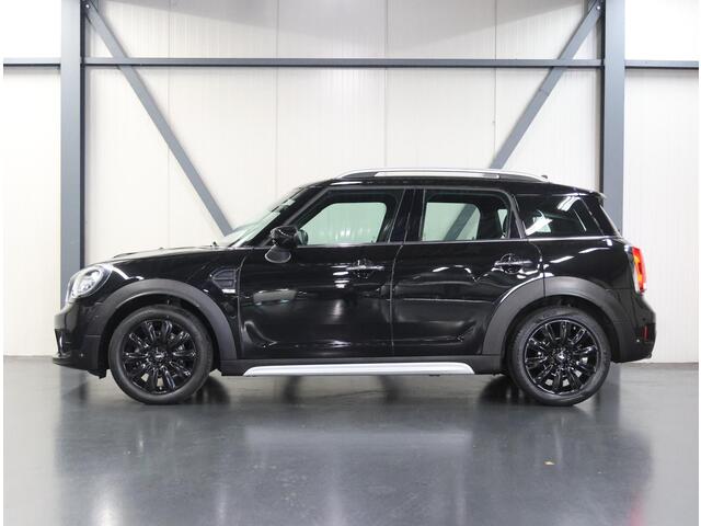 Mini COUNTRYMAN Mini 136PK Cooper Pepper | 1ste eigenaar | HarmanKardon | Armsteun | Climate Control | Cruise Control | 18"LMV | Navigatie | FULL LED | Parkeersensoren VOOR+Achter | Sfeerverlichting | Isofix |
