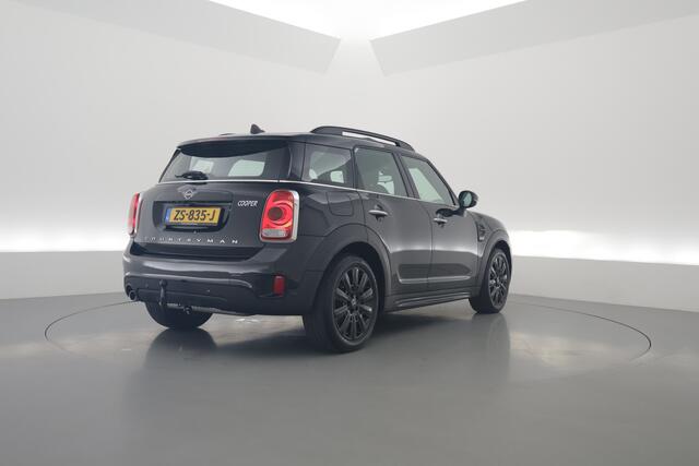 Mini COUNTRYMAN Mini 1.5 Cooper Business Edition | Pano | Trekhaak | Navi | 18'' | ACC | Camera