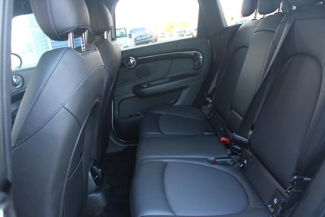 Mini COUNTRYMAN Mini 2.0 Cooper S E 220PK ALL4 CHILI | UNION JACK ACHTERLICHTEN | LEDEREN BEKLEDING | ELEKTRISCH BEDIENBARE VOORSTOELEN MET GEHEUGENFUNSCTIE OP DE BESTUURDERSSTOEL | STOEL/VOORRUIT VERWARMING | FULL LED KOPLAMPEN | DRAADLOZE APPLE CARPLAY/ANDROID AUTO | D