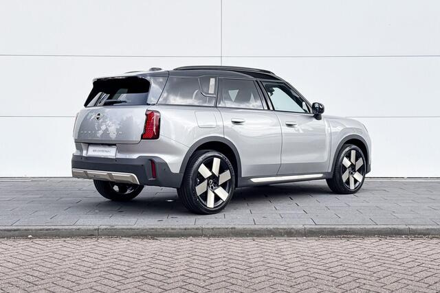 Mini COUNTRYMAN C Favoured M Plus