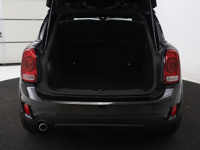 Mini COUNTRYMAN 2.0 Cooper S E Ally Chili | Leder | Stoelverwarming | Adaptive cruise | Navigatie | 19'' | Full LED | Climate control | Bluetooth | Park Assist | PHEV | Plug In