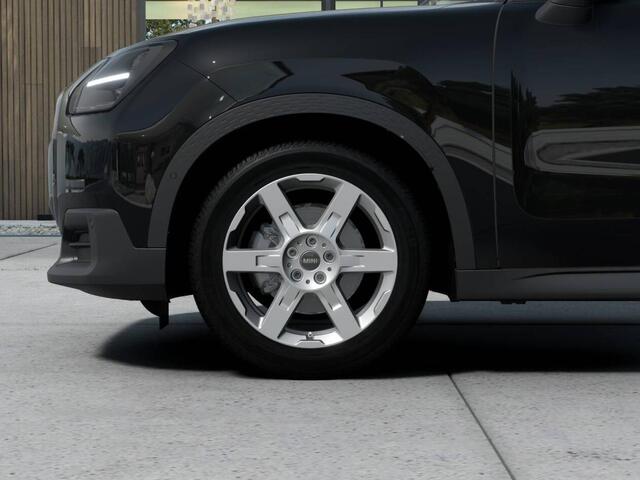 Mini COUNTRYMAN E Blackyard