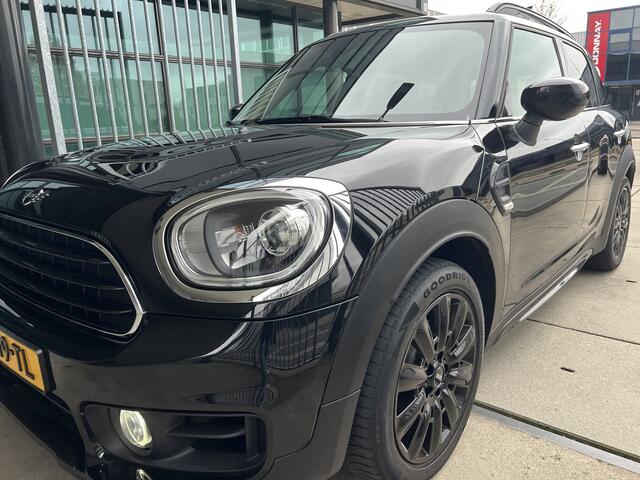 Mini COUNTRYMAN Mini 1.5 Cooper Business Edition | LEDER | CARPLAY | CRUISE CONTROL | CLIMATE CONTROL | STOELVERWARMING | LMV 18'' | KEYLESS | LED | BLUETOOTH | ALL-SEASON BANDEN