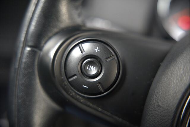 Mini COUNTRYMAN Mini 2.0 Cooper S Chili | Stoelverwarming | Parkeersensoren | Navigatie | LED | Keyless | Climate Control | Ambiance Verlichting