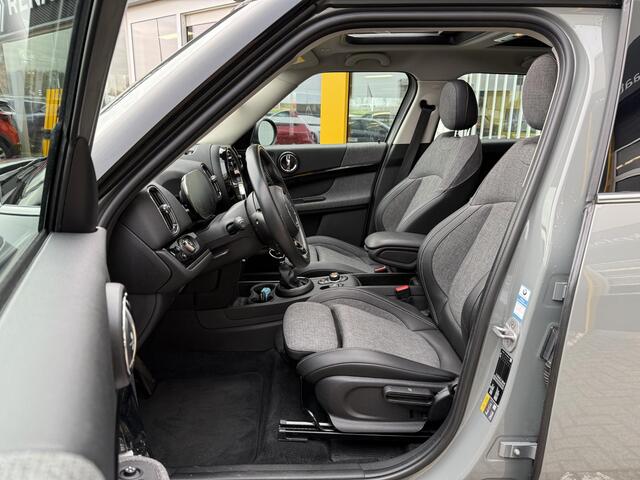 Mini COUNTRYMAN Mini 2.0 Cooper S E ALL4 Chili | 100% Dlr onderhouden | Glazen schuif-kantel dak | Stoelverwarming | DAB | Climate Control | Key-less | Navigatie | Elektrische achterklep |