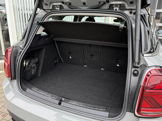 Mini COUNTRYMAN Mini 2.0 Cooper S E ALL4 Chili | 100% Dlr onderhouden | Glazen schuif-kantel dak | Stoelverwarming | DAB | Climate Control | Key-less | Navigatie | Elektrische achterklep |