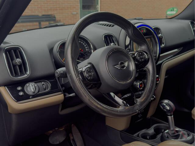 Mini COUNTRYMAN 2.0 Cooper S Salt - Leder! Navi, Adap. Cruise, Achteruitrijcam, Automaat, Airco!