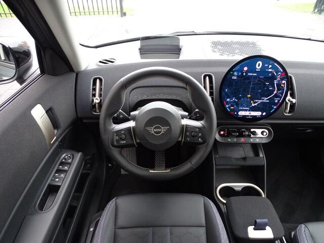 Mini COUNTRYMAN Mini S 2.0 S ALL4 M Sportpakket Plus Pano.Dak Elek.Trekhaak Head-Up Driv.Ass Led 19"LM Velgen