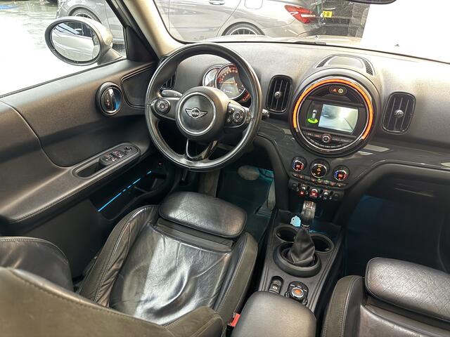 Mini COUNTRYMAN Mini 1.5 One, 102Pk, 2018, 1ste eigenaresse, Volledig leder, Panoramadak, Cruise control, Camera, Climate control, Stoelverwarming, Elektrische achterklep,