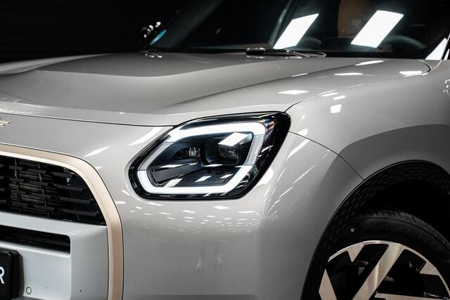 Mini COUNTRYMAN Mini 1.5 C Favoured M *Panorama / Head-up Display / Keyless Entry / Apple Carplay / LED-verlichting*