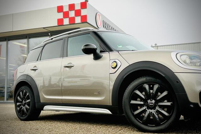 Mini COUNTRYMAN Mini 2.0 Cooper S E ALL4 Salt Plug in | CAMERA | LEDER | STOELVERWARM