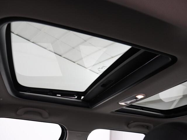 Mini COUNTRYMAN Mini 1.5 Cooper | Panoramadak | Leder | Stoelverwarming | Climate Control | JCW pakket | Head-up | Harman/Kardon