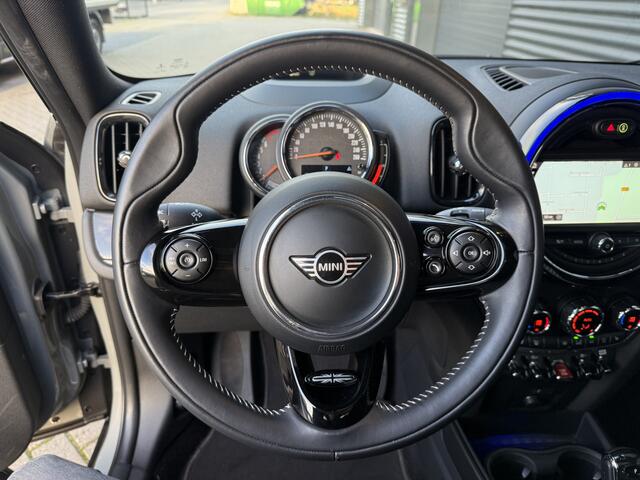 Mini COUNTRYMAN 1.5 Cooper Dutch Made Edition