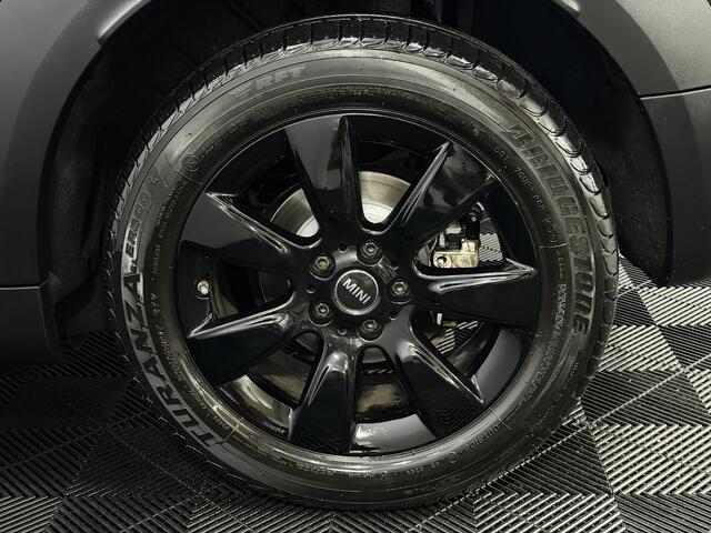 Mini COUNTRYMAN Mini 1.5 One Chili Half leder, Parkeersensoren, Navoi, Keyless start, Stoelverwarming, Clima, Cruise control