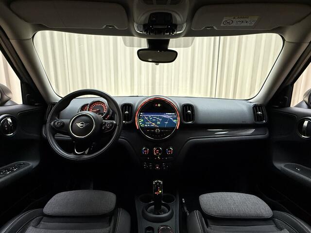 Mini COUNTRYMAN Mini 1.5 One Org.NL! / Keyless / Harman/Kardon / Afn. Trekhaak / 1/2 Leder / Navigatie / Cruise / ECC Clima / 17'' LMV