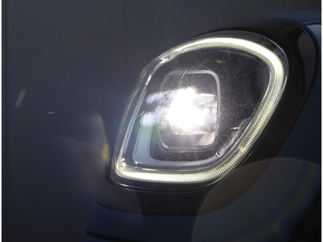 Mini COUNTRYMAN 1.5 Cooper | Camera | Keyless | Stoelverwarming | Navigatie