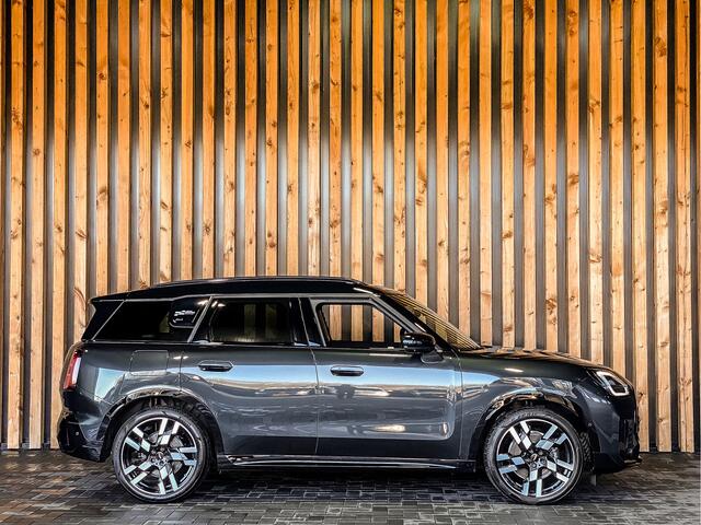 Mini COUNTRYMAN 2.0 S ALL4 204PK John Cooper Works XL | HARMAN KARDON | PANO | HEAD-UP | DRIVING ASSISTANCE PRO | STOEL EN STUURVERWARMING |