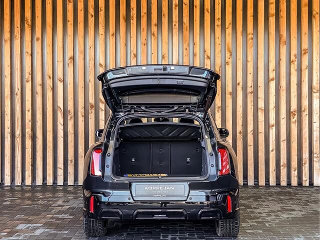 Mini COUNTRYMAN 2.0 S ALL4 204PK John Cooper Works XL | HARMAN KARDON | PANO | HEAD-UP | DRIVING ASSISTANCE PRO | STOEL EN STUURVERWARMING |