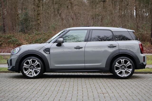 Mini COUNTRYMAN Mini 1.5 Cooper MINI Yours 19" | Leer | Pano | HUD | Harman Kardon | Adap Cruise | Keyless | Elekr. Stoel memory | Achteruitrijcamera | Etc.