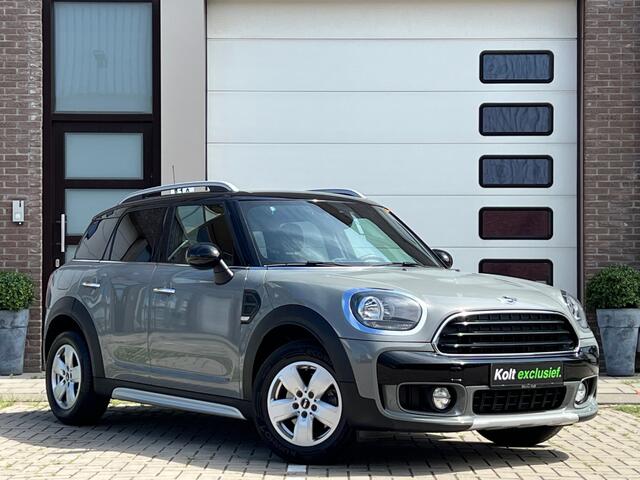 Mini COUNTRYMAN Mini 1.5 Cooper Chili Turbo 136 PK / Airco / 17" LM Velgen / Park Sensors / Privacy Glas / Roofrails / Trekhaak / Hoge Instap!