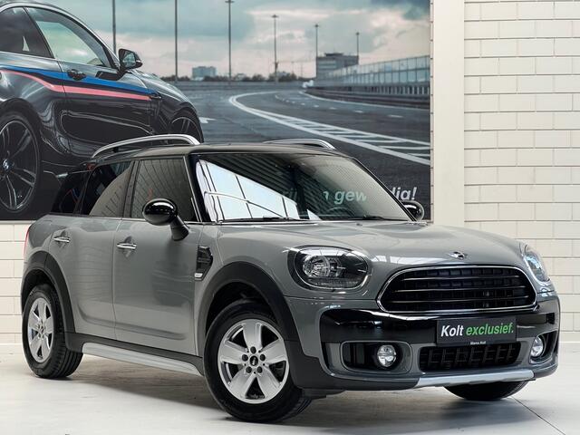 Mini COUNTRYMAN Mini 1.5 Cooper Chili Turbo 136 PK / Airco / 17" LM Velgen / Park Sensors / Privacy Glas / Roofrails / Trekhaak / Hoge Instap!