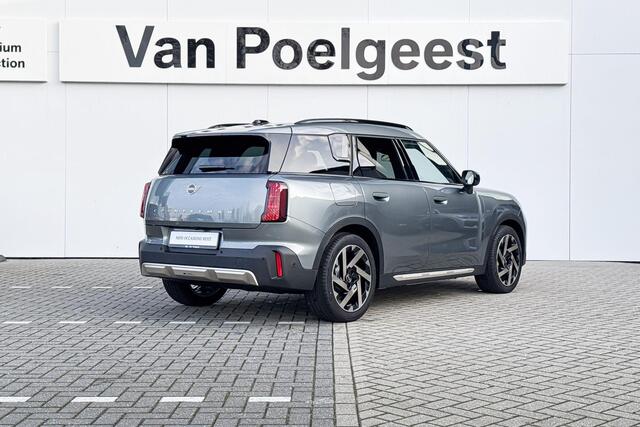 Mini COUNTRYMAN E Favoured 66.5 kWh M Pakket